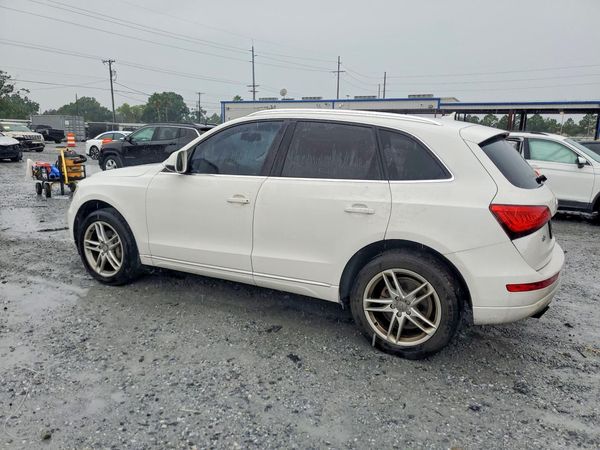 2014 AUDI Q5 Premium Plus — DSRA