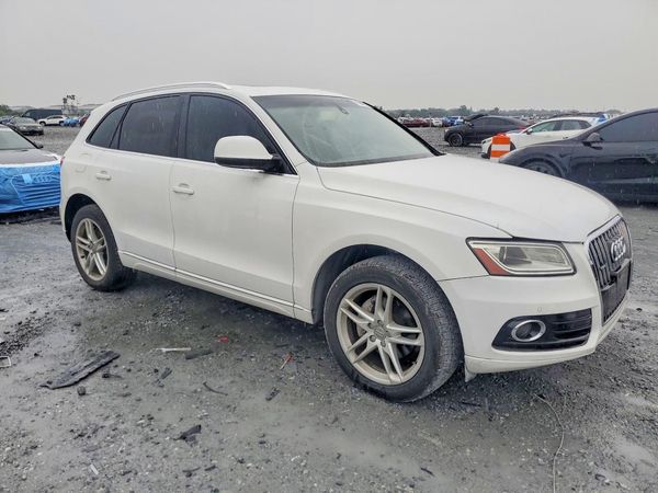 2014 AUDI Q5 Premium Plus — Passenger 3/4