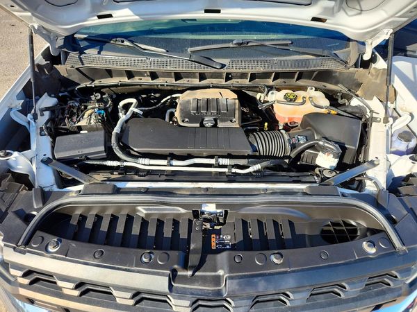 2022 CHEVROLET SILVERADO Work Truck — Engine bay