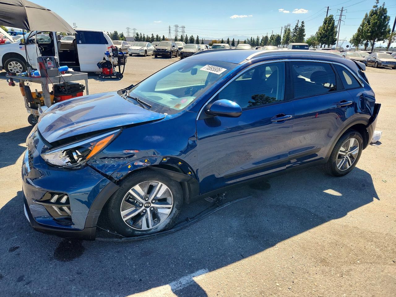 2020 KIA NIRO LX, LXS — Front 3/4