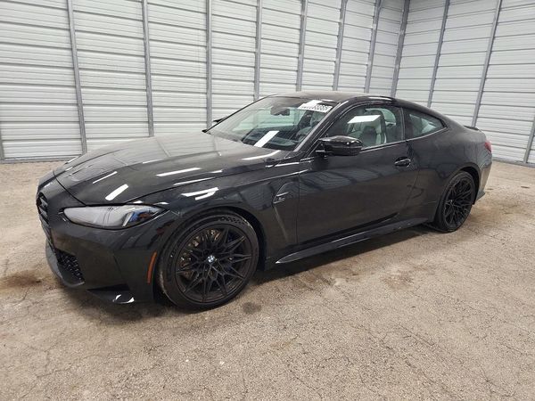 2027 BMW M4 M4 xDrive Competition — Front 3/4