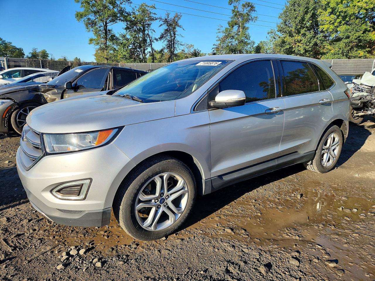 2018 FORD EDGE Titanium — Front 3/4