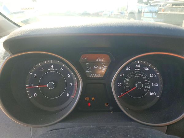 2016 HYUNDAI ELANTRA — ODOM