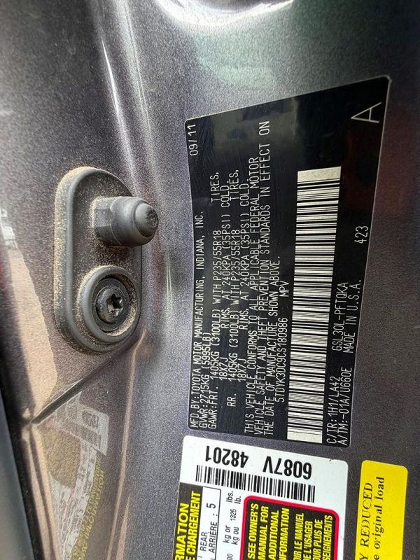 2012 TOYOTA SIENNA