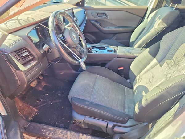 2021 NISSAN ROGUE S — DENT