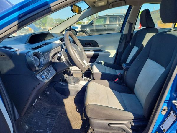 2012 TOYOTA PRIUS — DENT