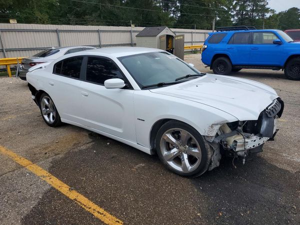 2012 DODGE CHARGER R/T — Passenger 3/4