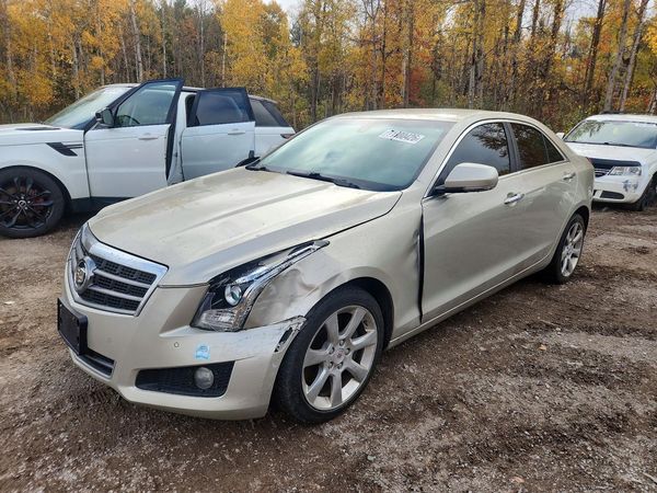 2014 CADILLAC ATS Luxury — Front 3/4