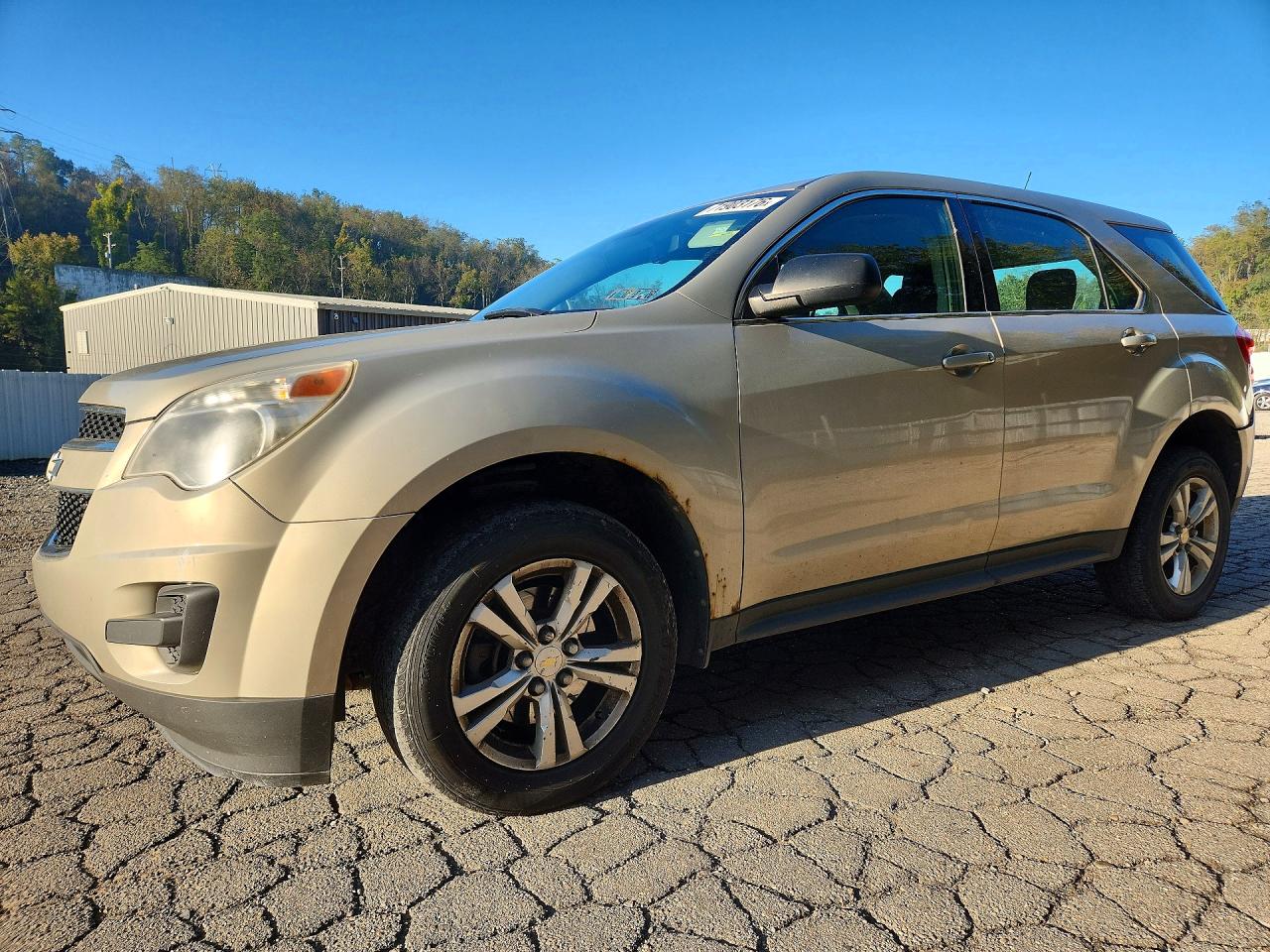 2012 CHEVROLET EQUINOX LS — Front 3/4