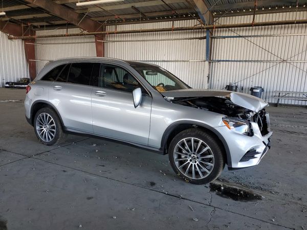 2018 MERCEDES-BENZ GLC