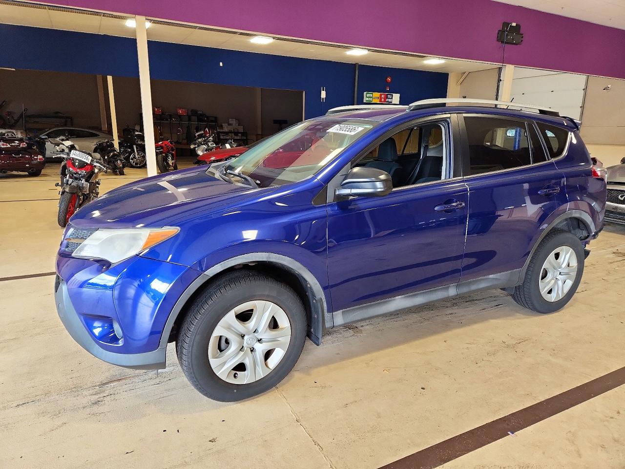 2015 TOYOTA RAV4 LE (X Grade) — Front 3/4
