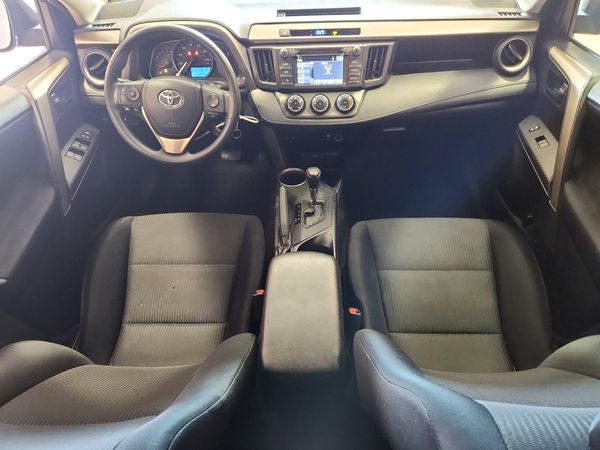 2015 TOYOTA RAV4 LE (X Grade) — CKPT