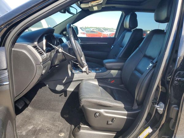2020 JEEP GRAND CHEROKEE Limited — DENT