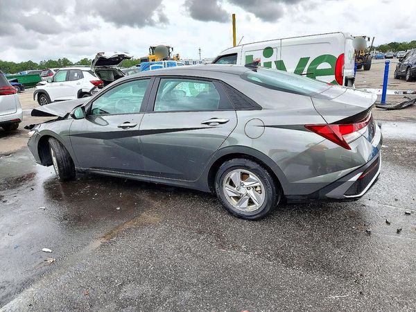 2025 HYUNDAI ELANTRA SE — DSRA