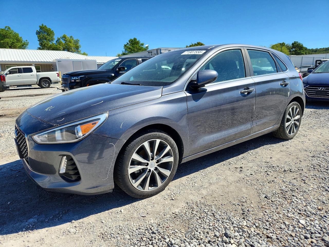 2018 HYUNDAI ELANTRA — Front 3/4