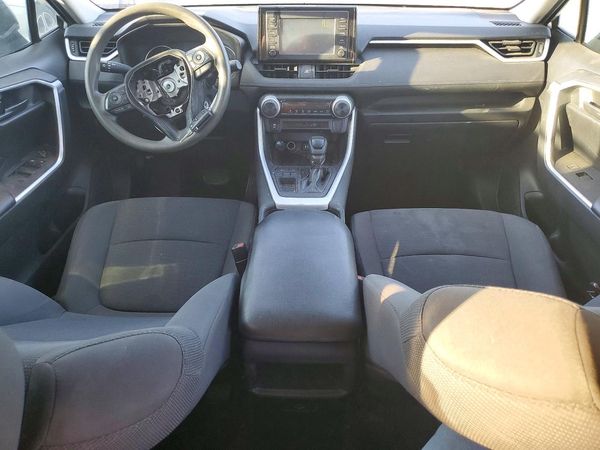 2019 TOYOTA RAV4 LE — CKPT