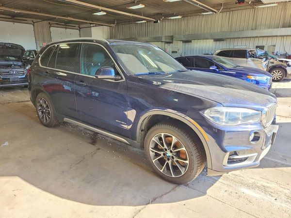 2018 BMW X5 xDrive40e — Passenger 3/4