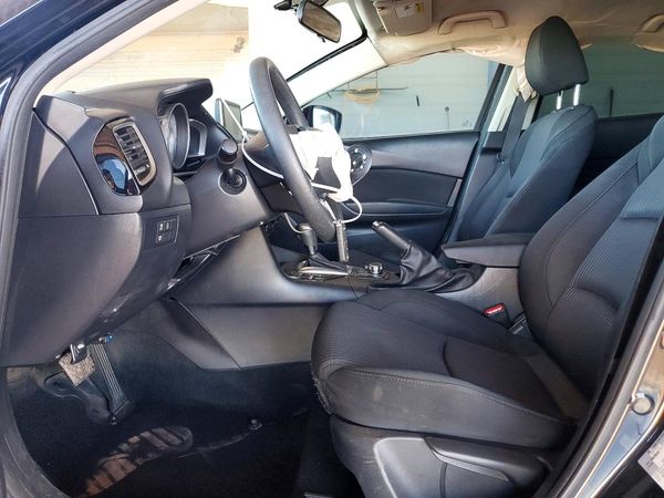 2016 MAZDA 3 Sport/GX — DENT