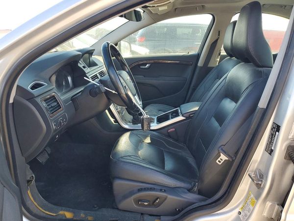 2015 VOLVO S80 — DENT