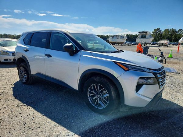 2024 NISSAN ROGUE S — Passenger 3/4