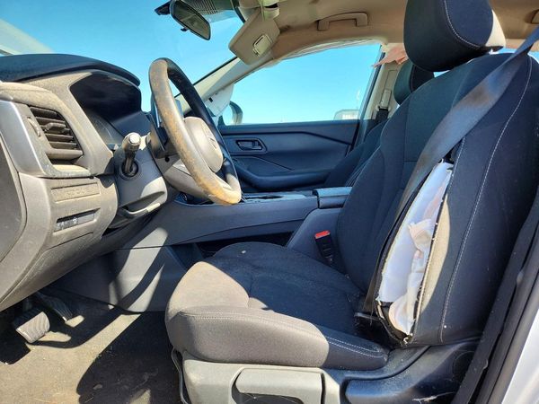 2024 NISSAN ROGUE S — DENT