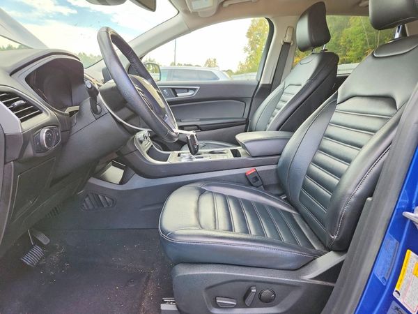 2022 FORD EDGE SEL — DENT