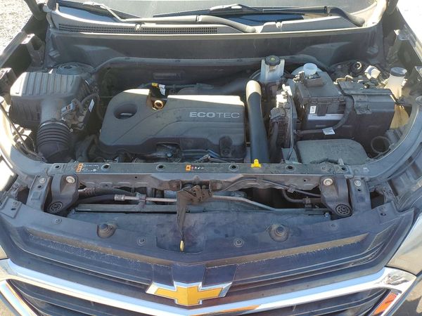 2019 CHEVROLET EQUINOX LT (1LT) — Engine bay