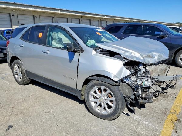 2021 CHEVROLET EQUINOX LS — Passenger 3/4