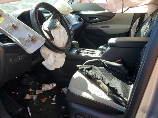 2021 CHEVROLET EQUINOX LS — DENT