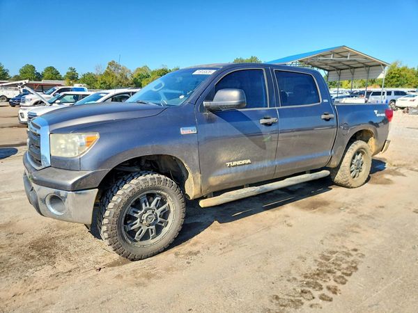 2013 TOYOTA TUNDRA — DSFA — Front 3/4