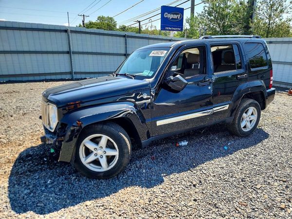 2012 JEEP LIBERTY Limited — Front 3/4