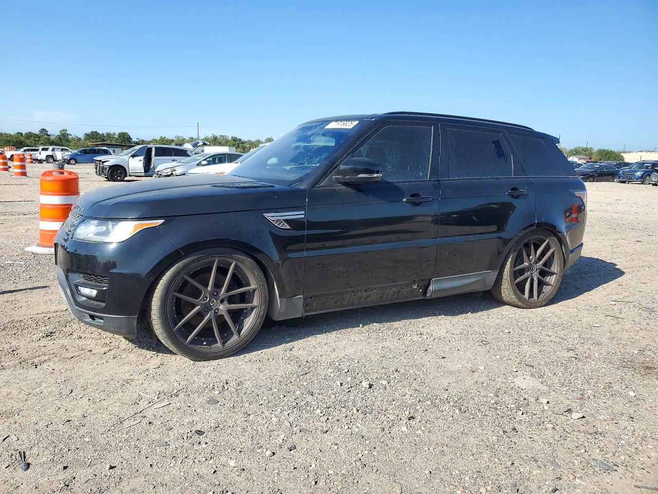 2016 LAND ROVER RANGEROVER HSE — Front 3/4