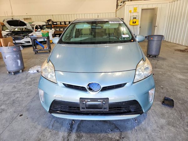 2014 TOYOTA PRIUS — DIRF