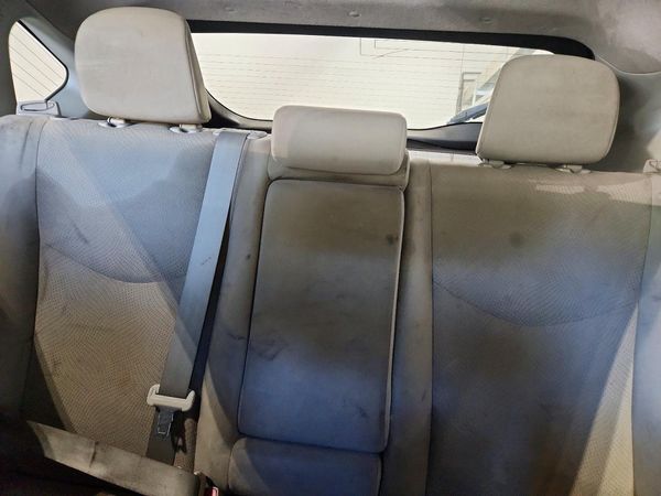 2014 TOYOTA PRIUS — SUVN