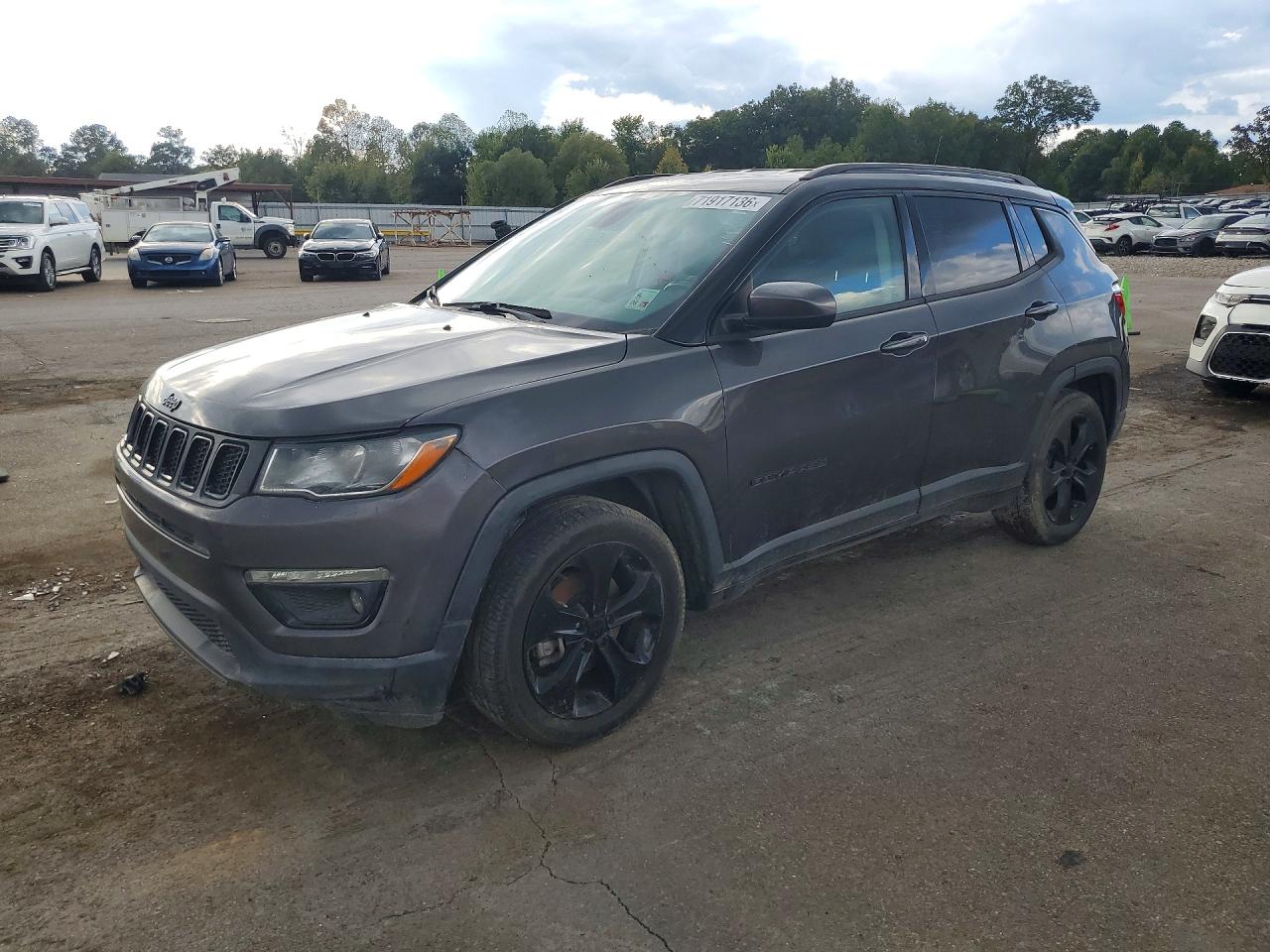 2020 JEEP COMPASS — Front 3/4