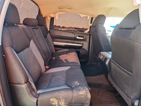 2017 TOYOTA TUNDRA SR5 — PSRS