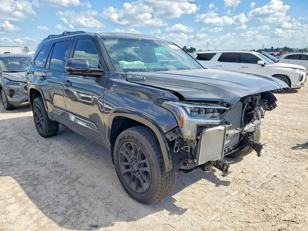 2026 TOYOTA SEQUOIA — Passenger 3/4