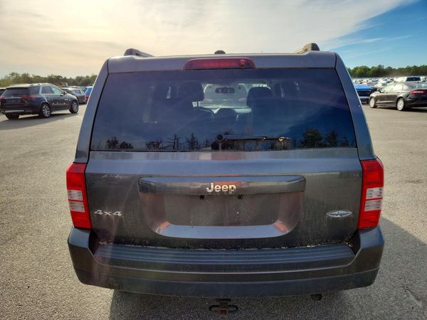 2015 JEEP PATRIOT Latitude — DIRR
