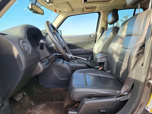 2015 JEEP PATRIOT Latitude — DENT