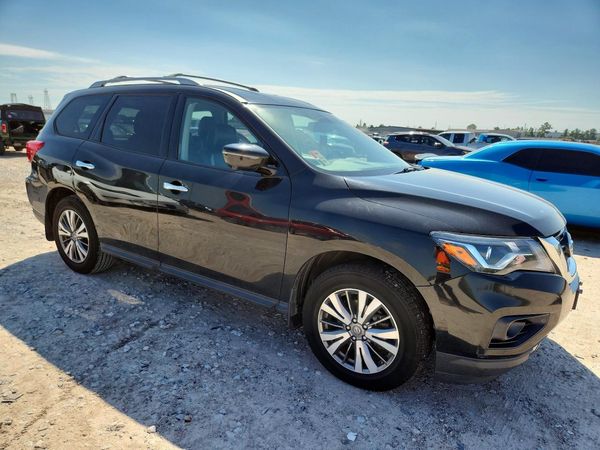 2018 NISSAN PATHFINDER — Passenger 3/4