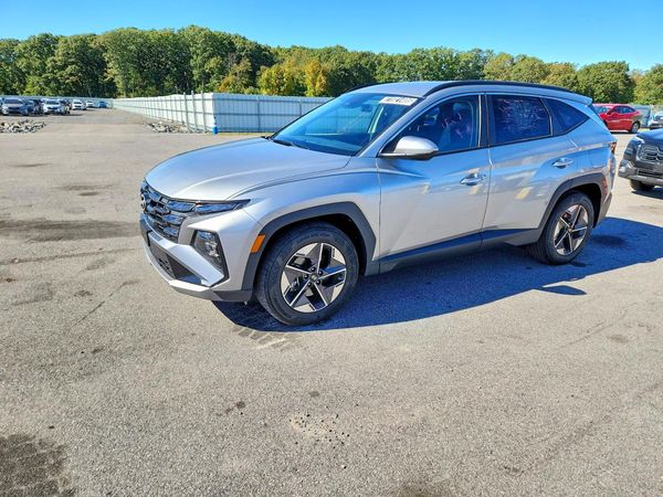 2026 HYUNDAI TUCSON SEL, SEL Plus — Front 3/4
