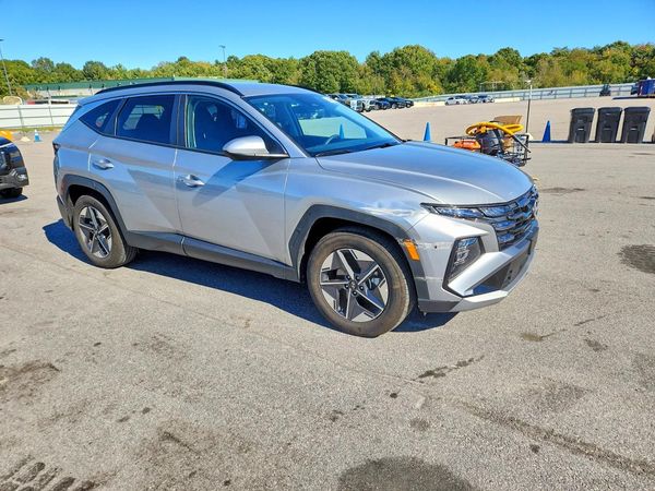 2026 HYUNDAI TUCSON SEL, SEL Plus — Passenger 3/4