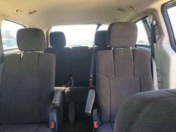 2012 DODGE GRAND CARAVAN SXT — SUVN