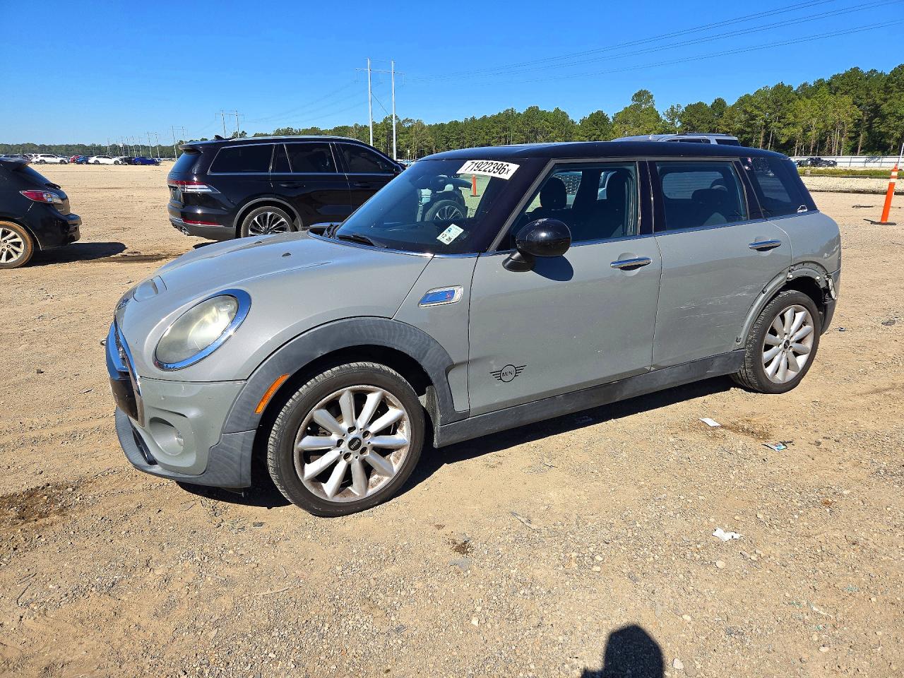 2016 MINI COOPER — Front 3/4