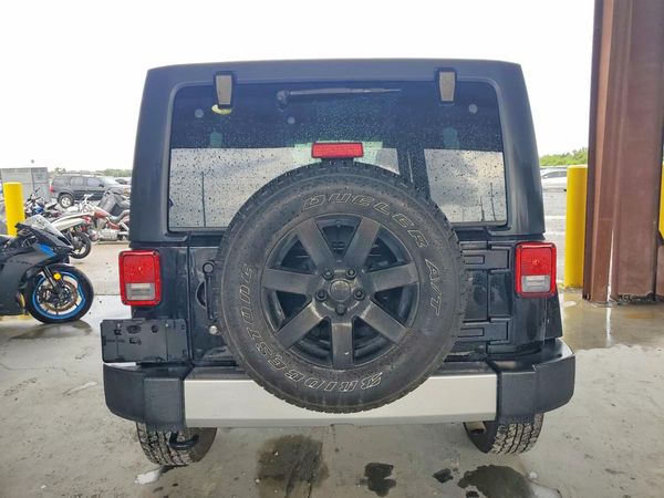 2015 JEEP WRANGLER Sahara — DIRR