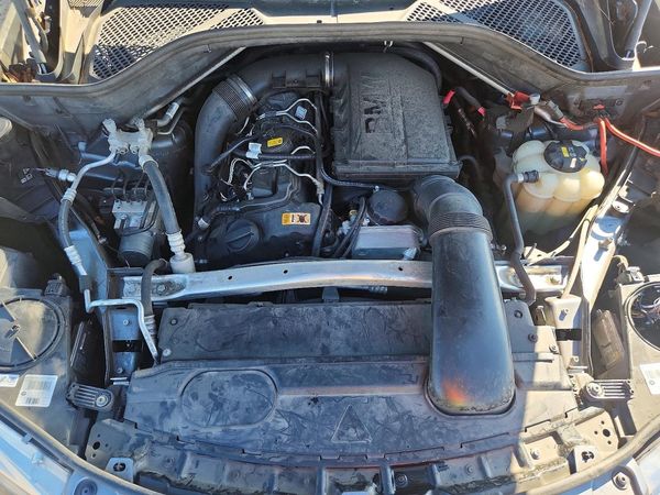 2018 BMW X5 sDrive35i — Engine bay