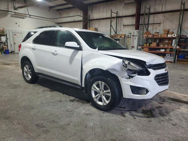 2016 CHEVROLET EQUINOX LT — Passenger 3/4