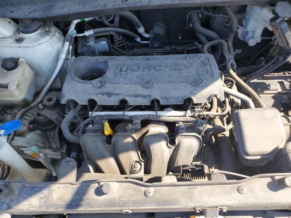 2013 HYUNDAI TUCSON — Engine bay