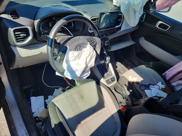 2023 HYUNDAI VENUE SEL, Limited — CKPT