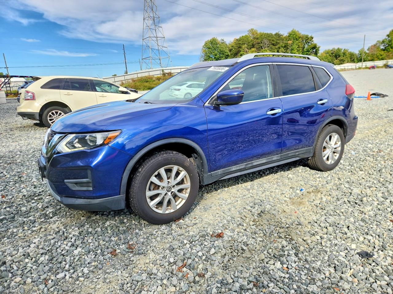 2018 NISSAN ROGUE — Front 3/4